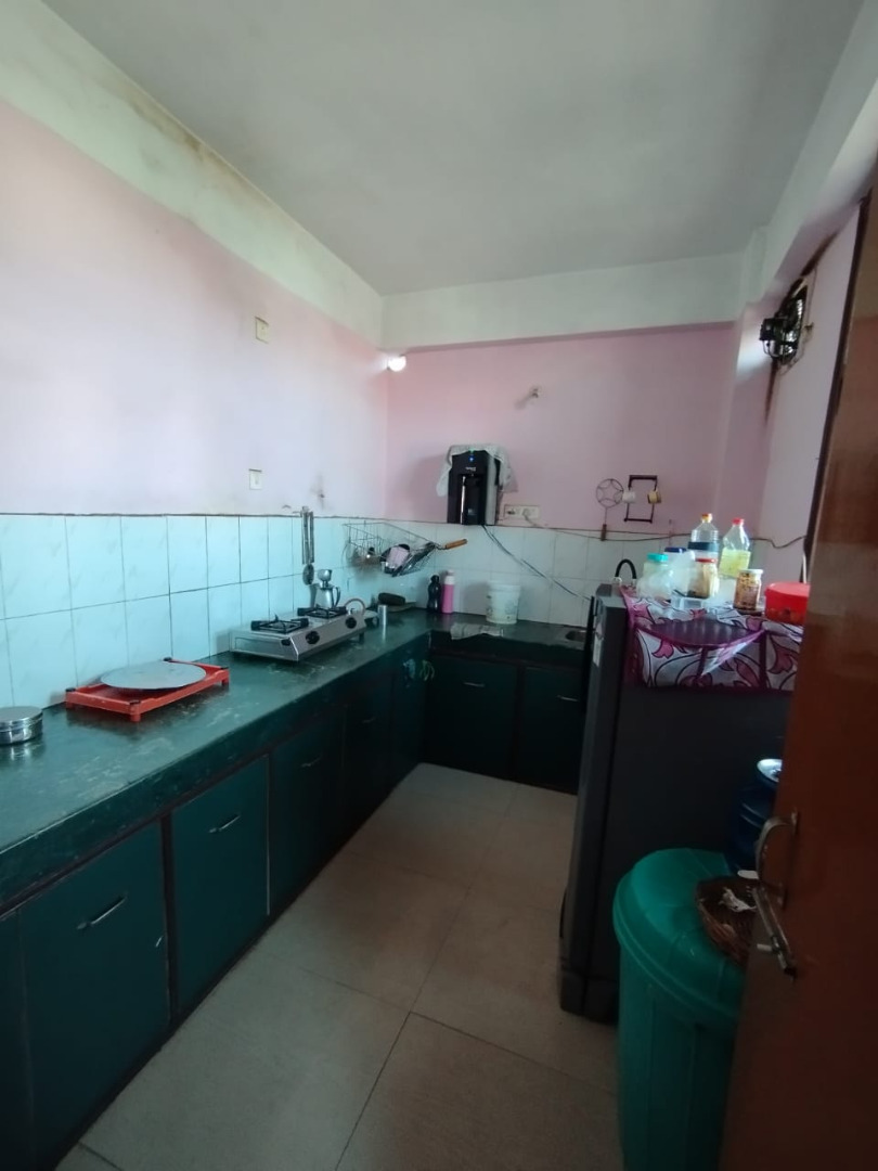 Semi Furnished 3bhk in Dinesh Ojha Path, SATSANG VIHAR, Bhangagarh, Guwahati, Assam, India for Rent
